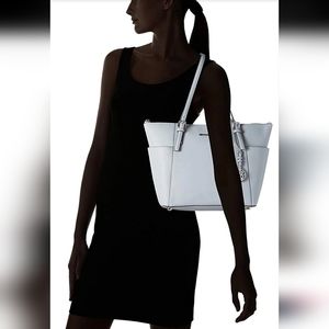 Michael Kors Jet Set E/W Top-Zip Tote, Silver Hardware..Charlotte Large